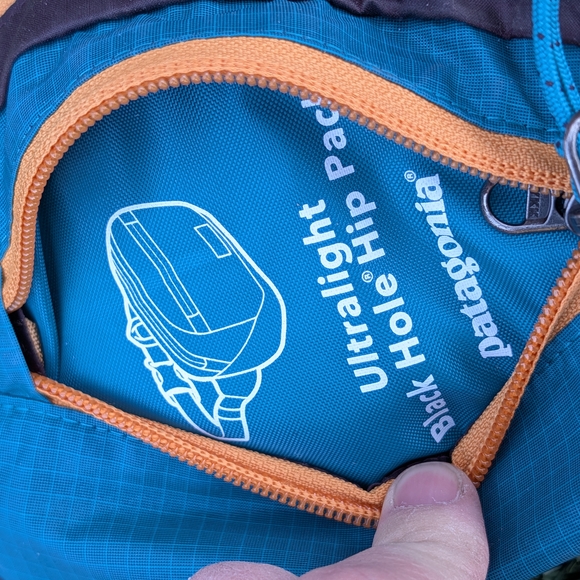 Patagonia Blue and Yellow Mini Bag - Picture 4 of 10